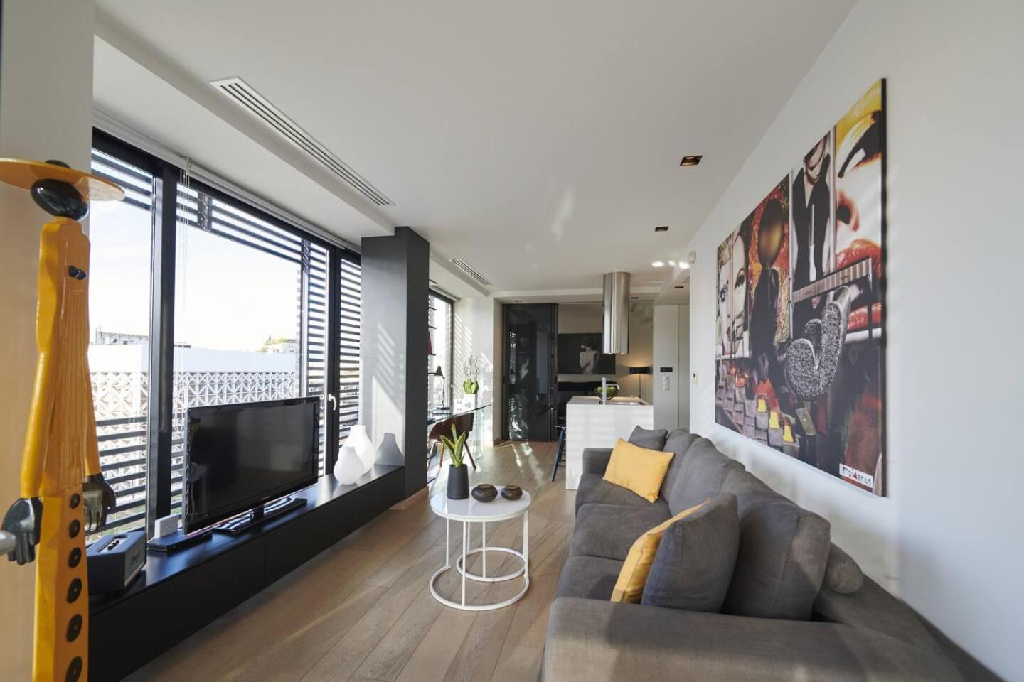 Appartement Ma Maison Nο 4, Downtown Loft , Short Walk To Acropolis, Ultra High Speed Internet 500 Mbps, Parking Upon Request, 1' From Metro Station